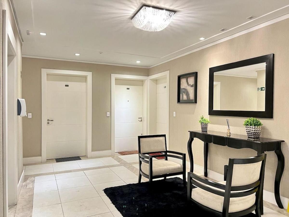 Apartamentos Condado Homelland Centro By Achei กรามาโด ภายนอก รูปภาพ